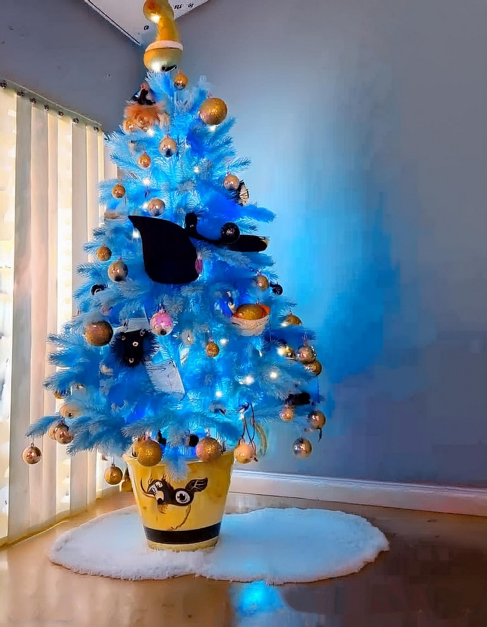 Blue Cookie Fiend Tree