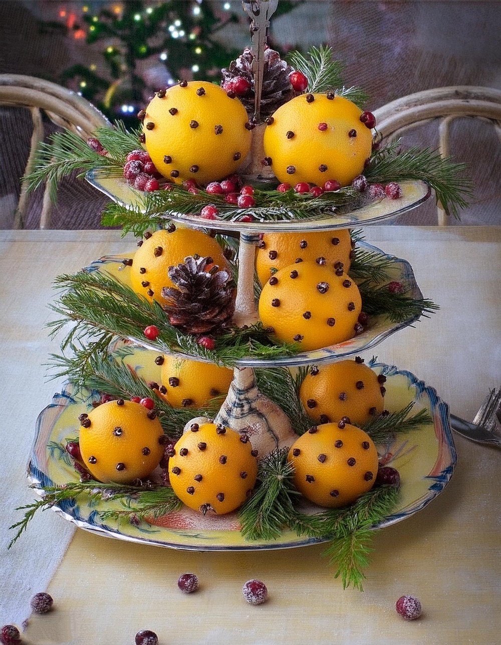 Create a Festive Aroma with Clove-Spiked Oranges