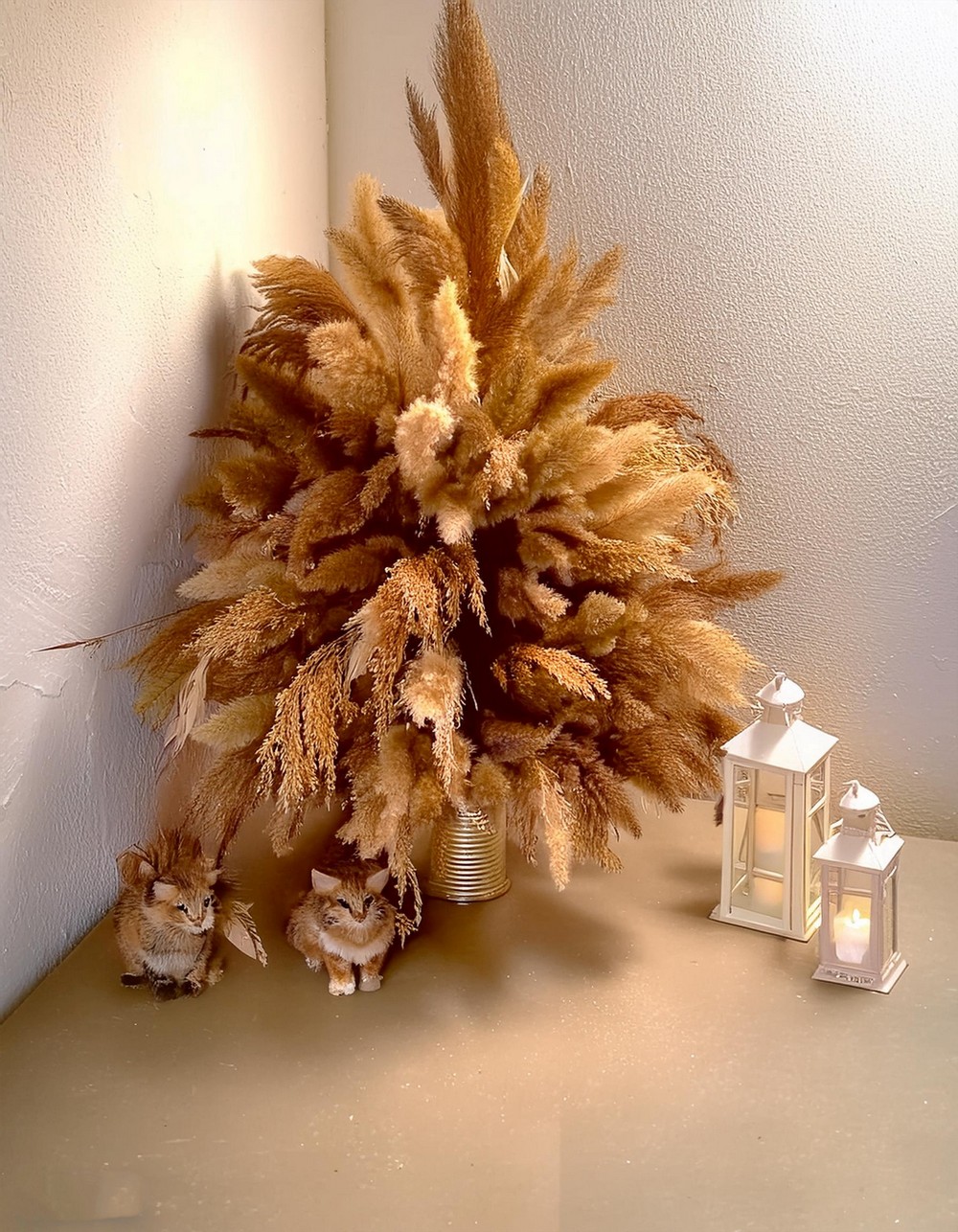 Embrace Minimalism with Mini Pampas Tree