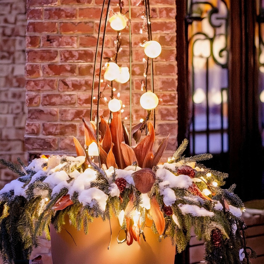 Luminous Planter with Magnolia Leaves and Bistro Lights