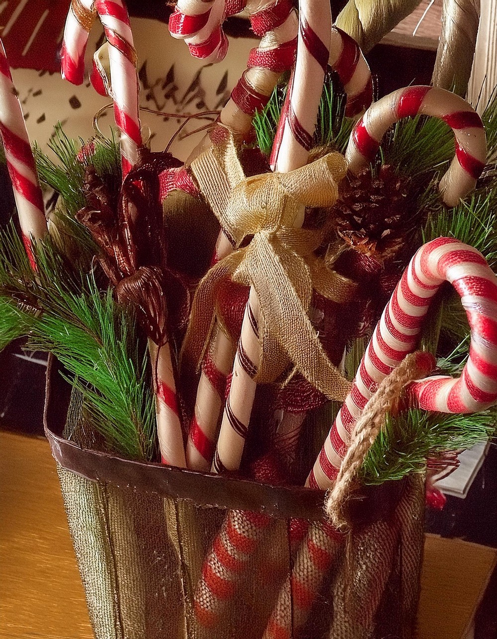 Natural Burlap Candy Cane Cluster