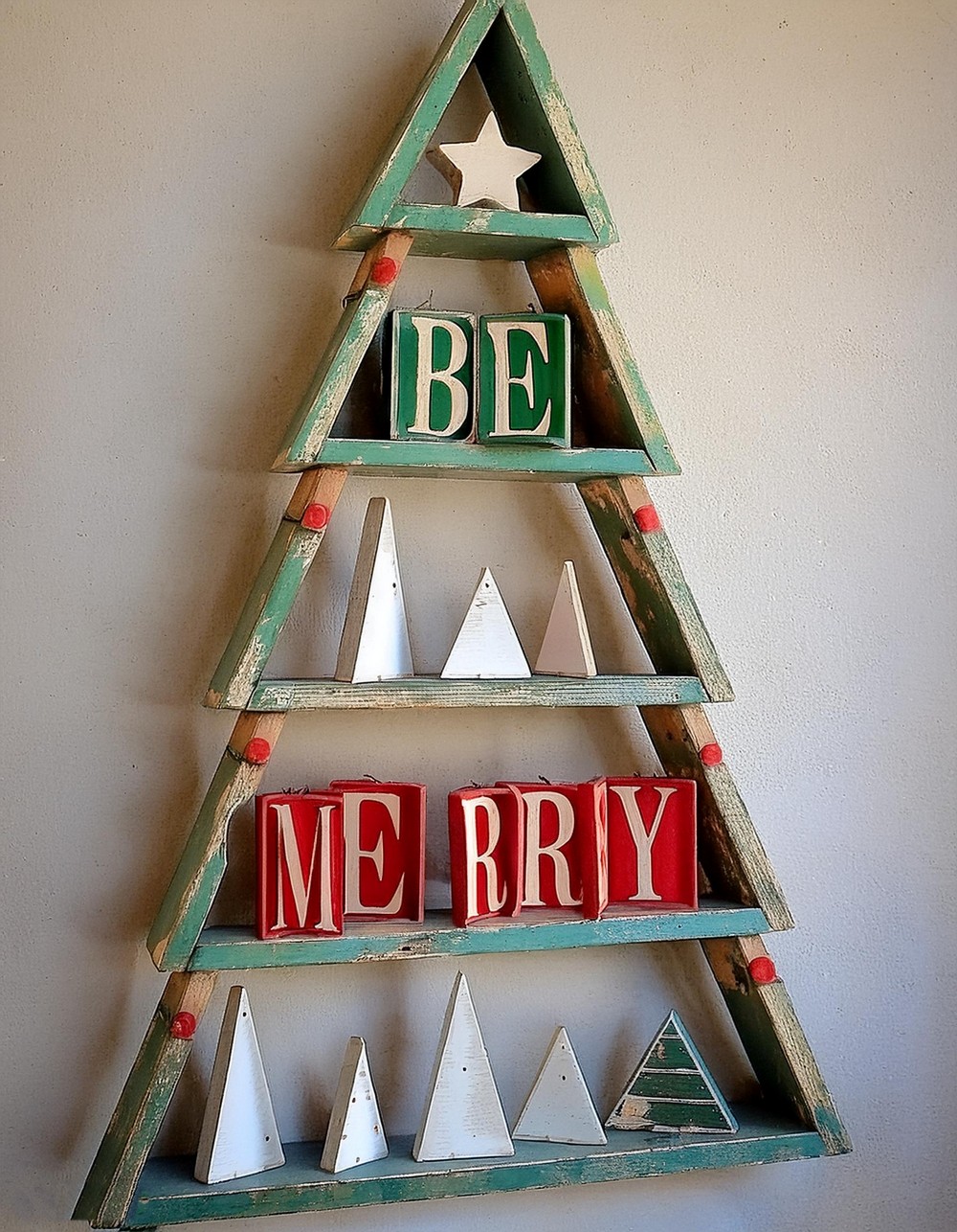 Recycled Pallet Tree Shaped Shelf