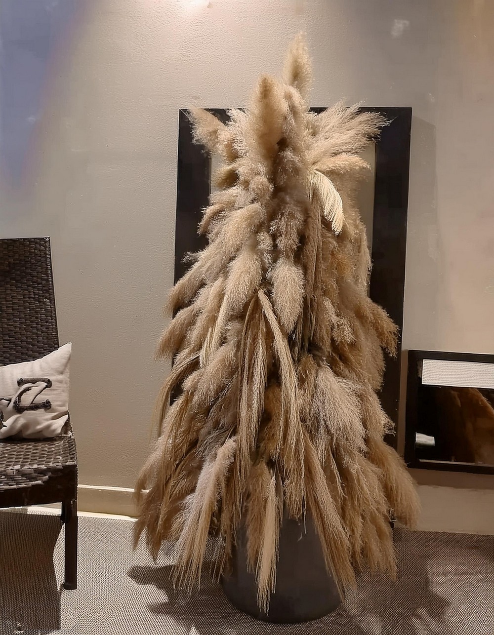 Shape Your Pampas Grass Tree into Your Desired Design