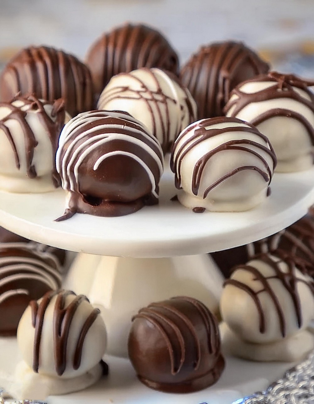 White And Milk Chocolate Oreo Truffles