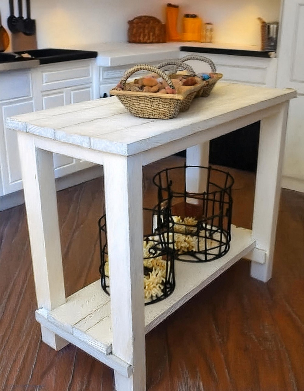 Be Charmed with a Simple Rustic Kitchen Island