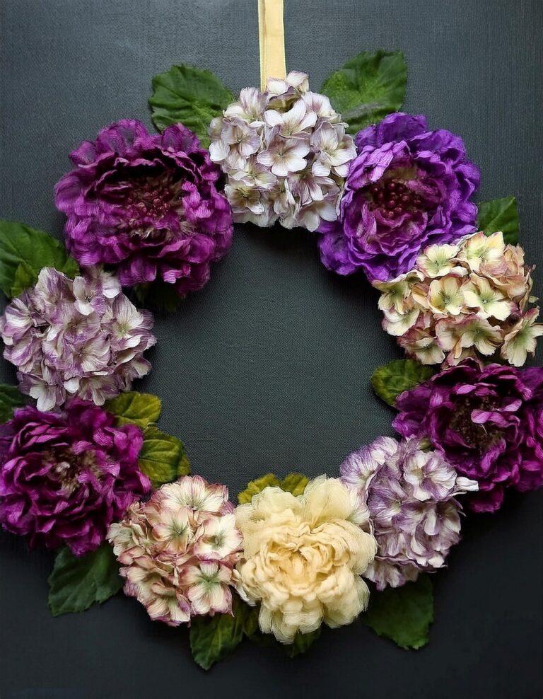 Enjoy Summer with a Delightful Hydrangea Wreath