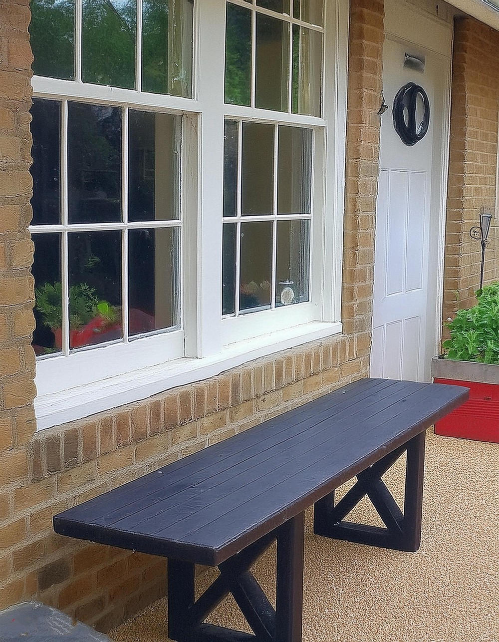 Simple Farmhouse Style Bench