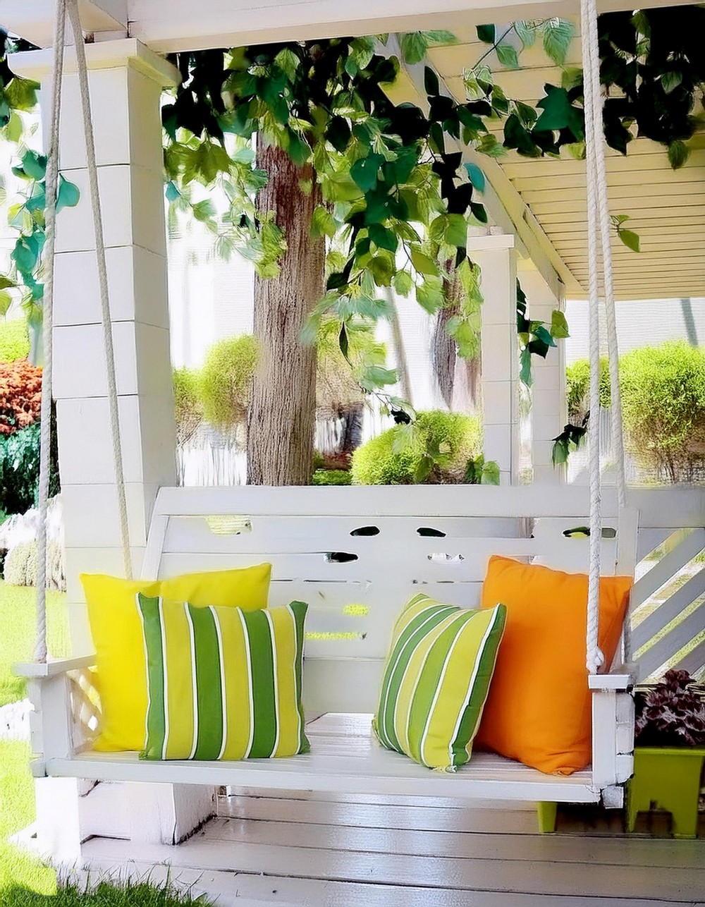 Traditional White Porch Swing